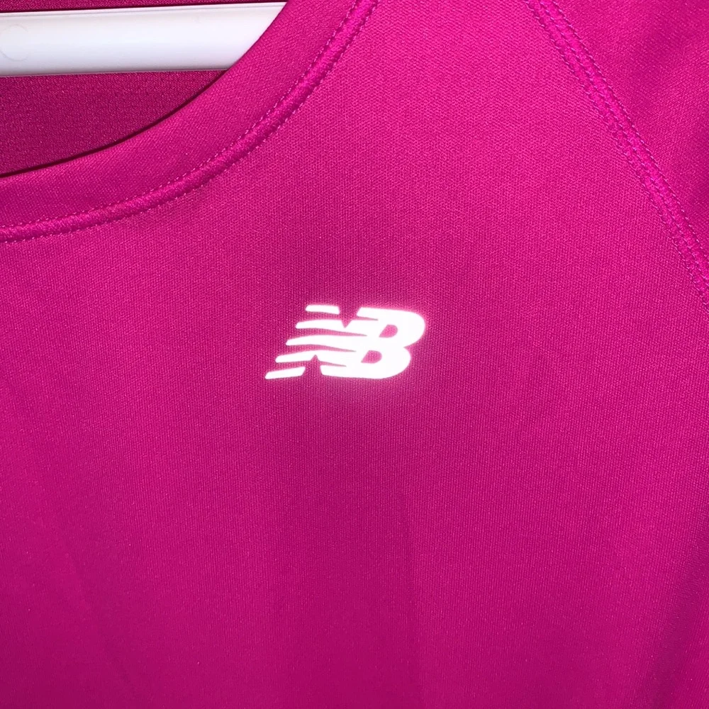 Nike Dri-fit and New Balance athletic shirt bundle - Picture 5 of 10